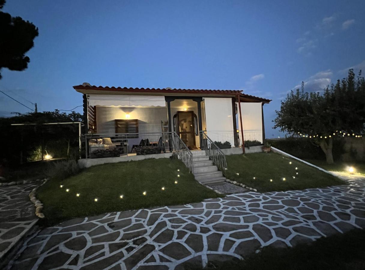 Anastasias Cottage Nea Iraklia Exterior photo